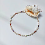 Collier d'été ras de cou avec perles d'eau douce, cornaline, améthyste, aventurine et pierre de soleil. 