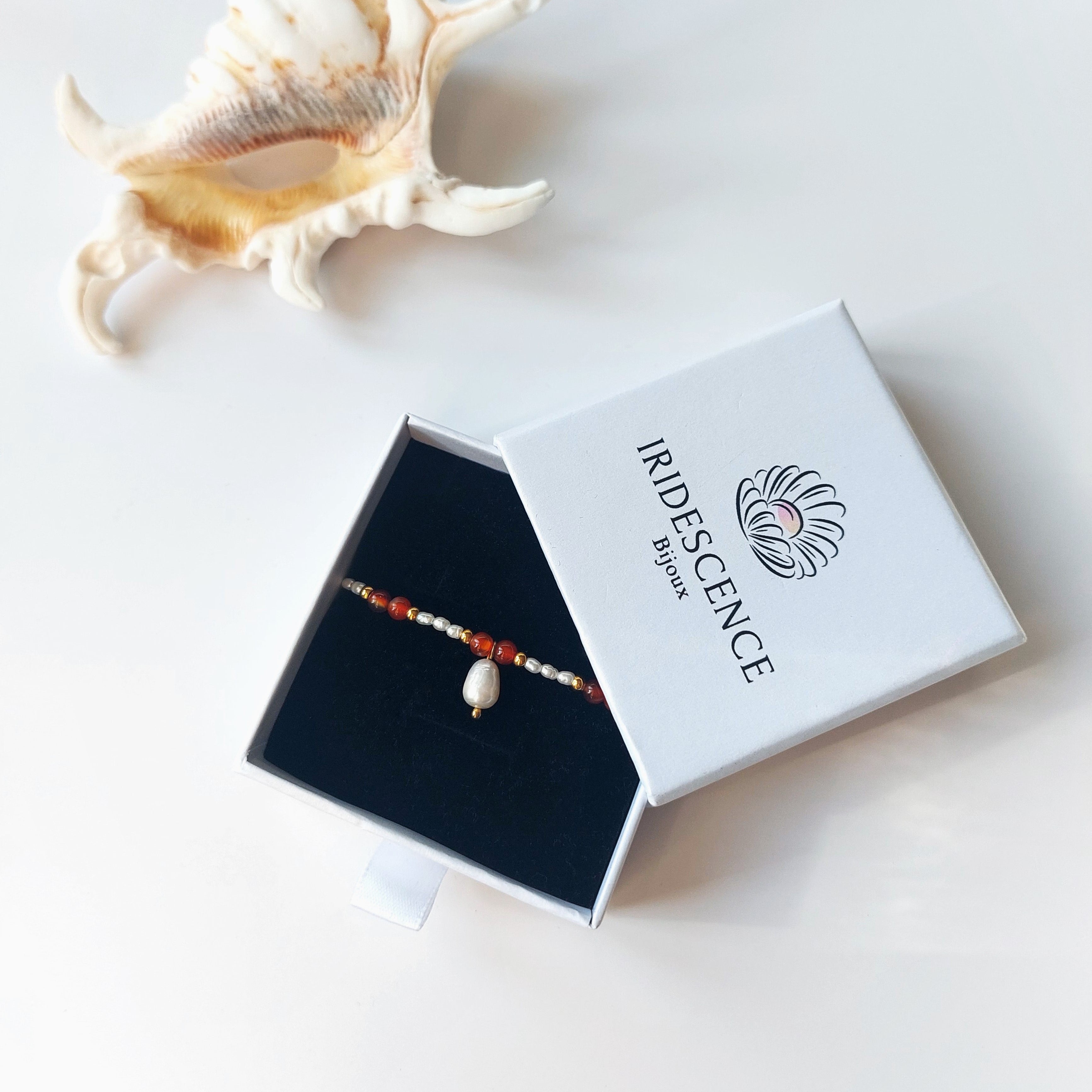 Bracelet Millepora en cornaline dans son packaging